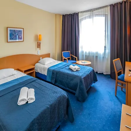 Corvin Hotel Budapest Sissi Wing-3